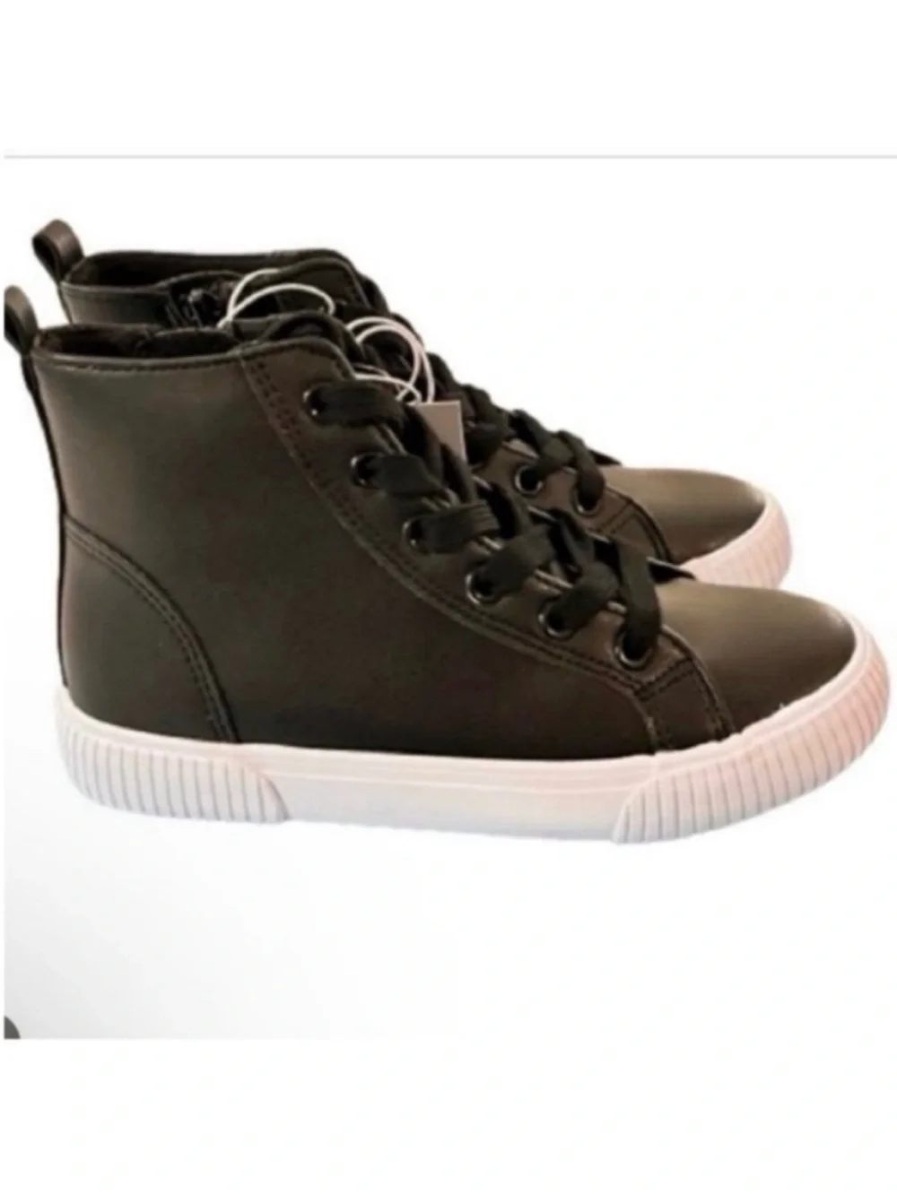 🆕- Cat & Jack Boys Black High Top Sneakers Size: 1. NWT